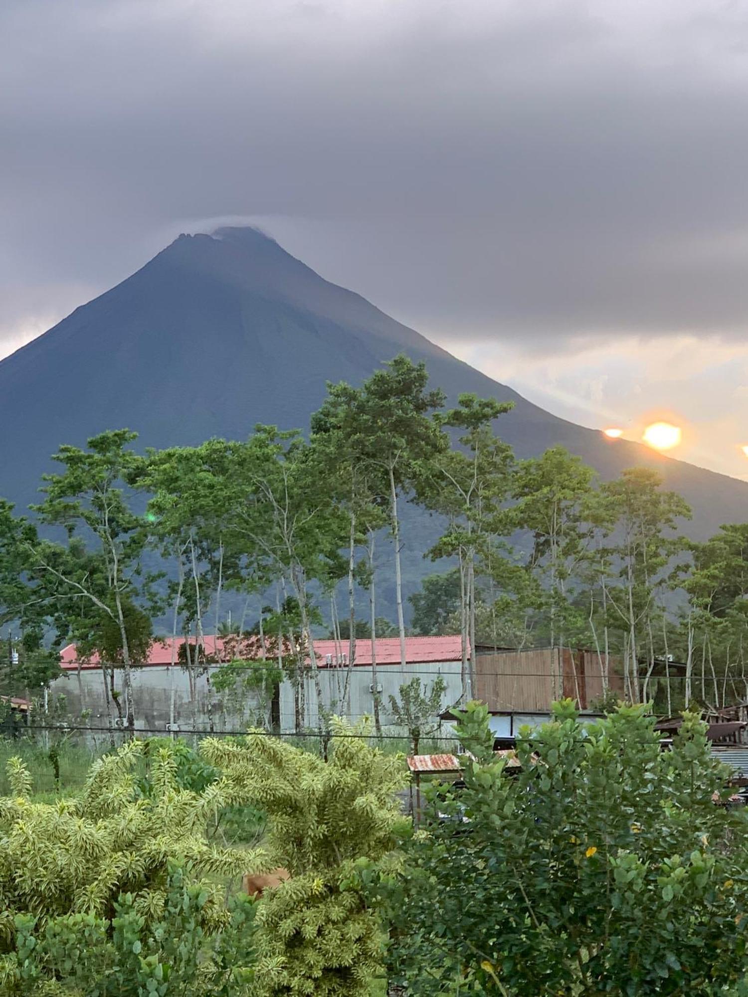 Villa Jade, La Fortuna Downtown Екстериор снимка